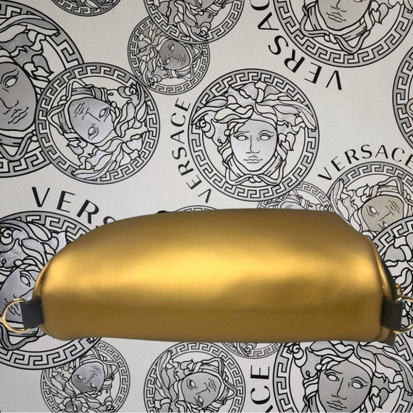 Versace Gold Pouch Clutch/Crossbody, comes with unbranded chain & Versace Box - Picture 3 of 10